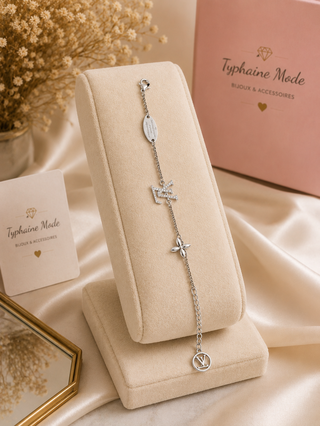 Bracelet argenté à breloques élégantes✨
